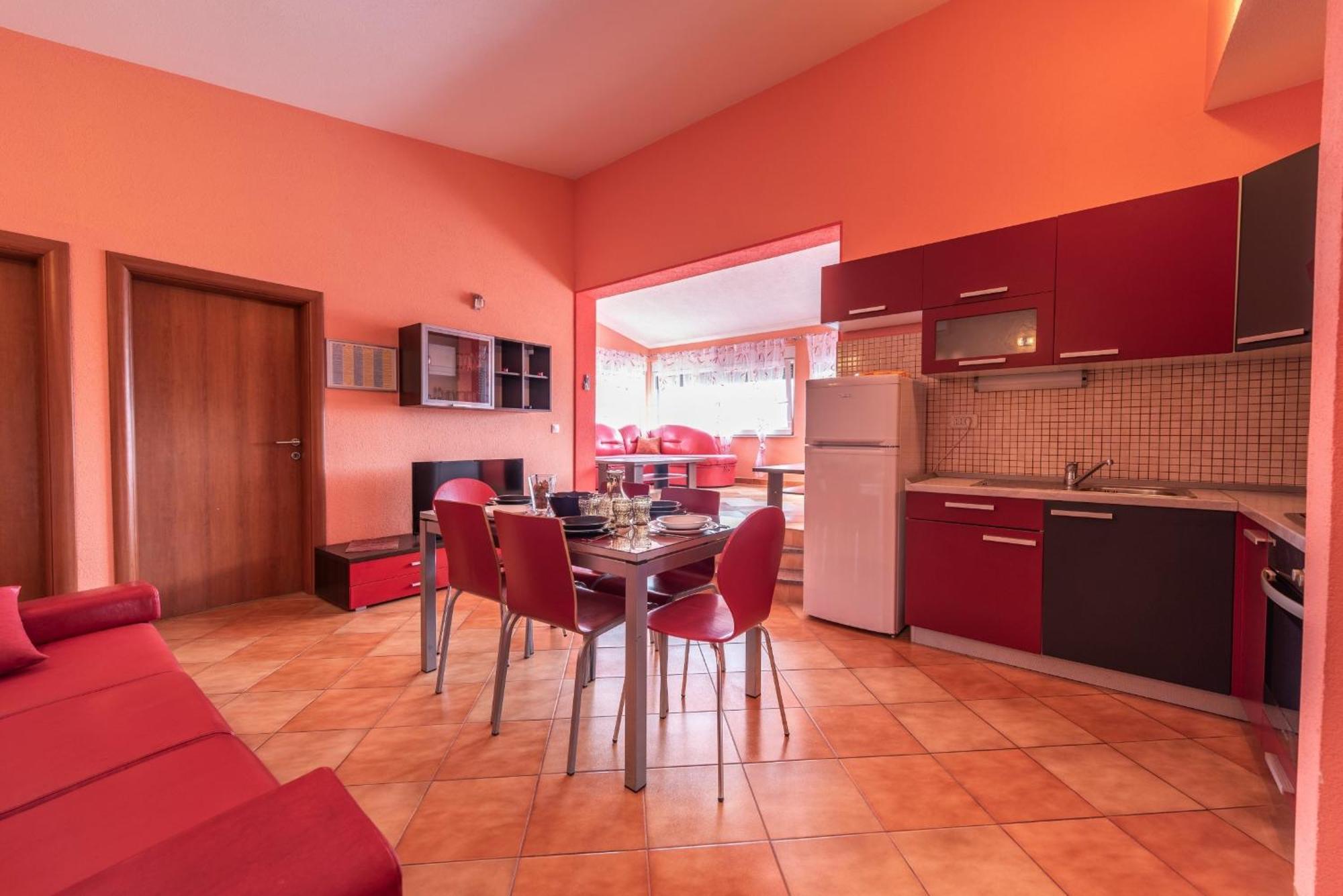 Apartments Karen Vinišće Zewnętrze zdjęcie