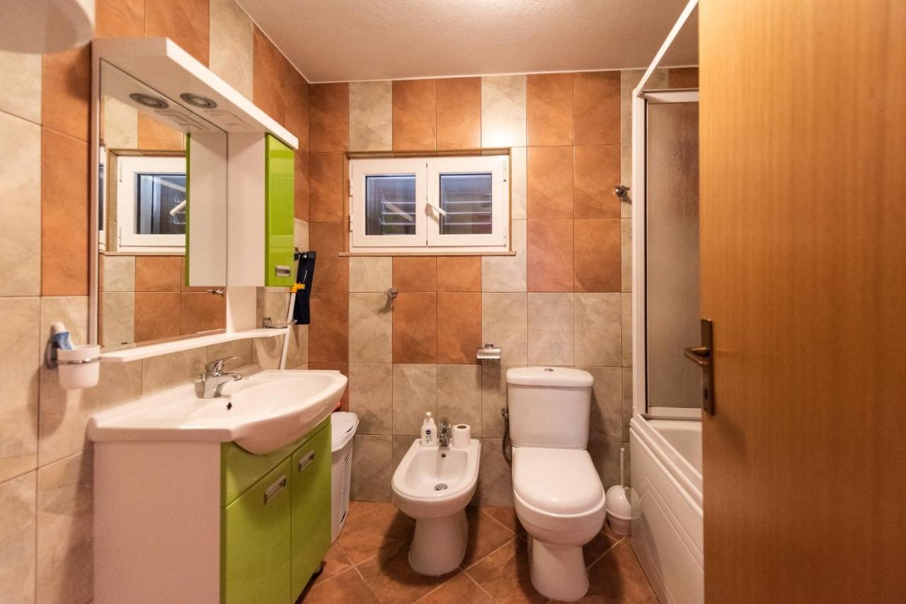 Apartments Karen Vinišće Pokój zdjęcie