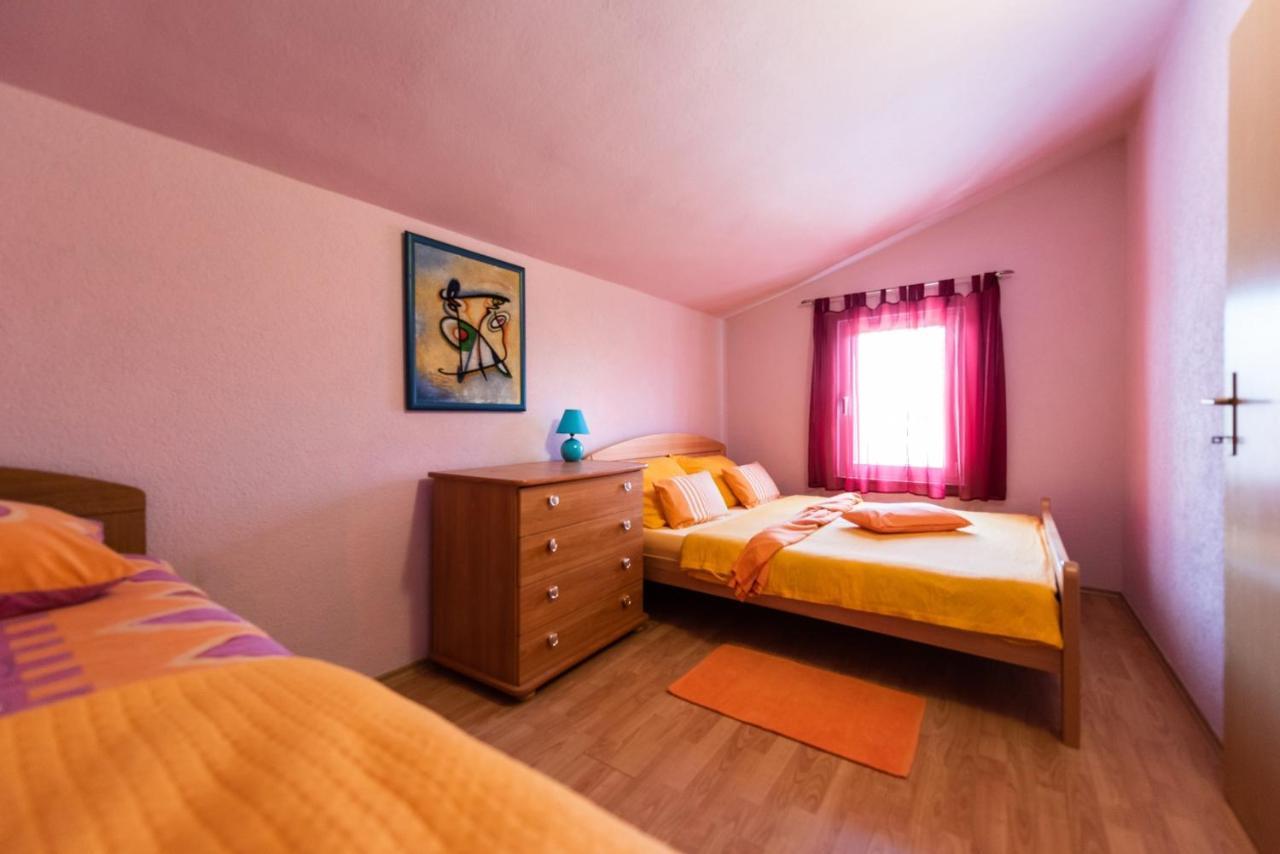 Apartments Karen Vinišće Pokój zdjęcie
