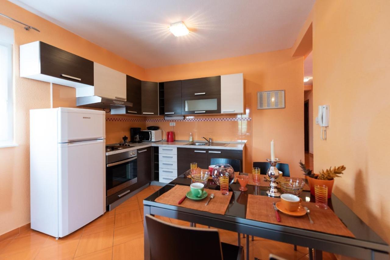 Apartments Karen Vinišće Pokój zdjęcie